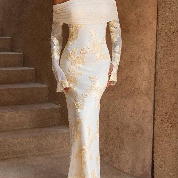 Apricot Elegant Women's Knit Textured Fabric Off-Shoulder Mermaid Hem Dress - Picture 5 of 7